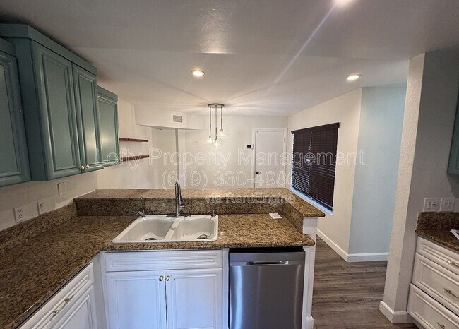 Foto del edificio - 4629 Villas Ct