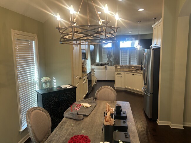 Foto del edificio - 9017 Autumnbrooke Way