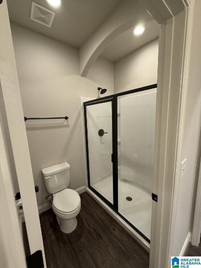 Foto del edificio - 4315 Lennox Ct