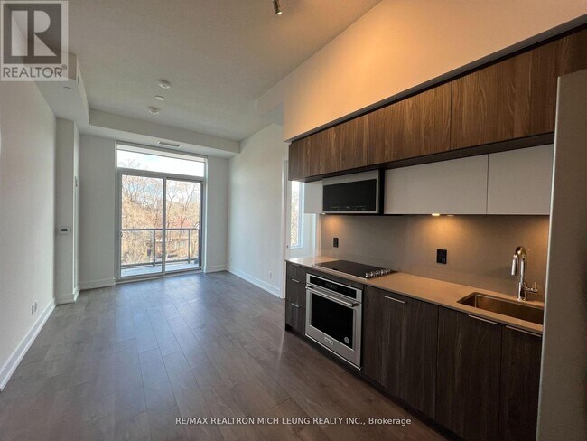 Building Photo - 25-625 Adra Grado Way