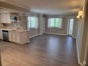 Building Photo - 795 Hammond Dr