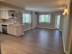 Building Photo - 795 Hammond Dr