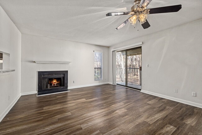 Photo - Shadowood Apartments