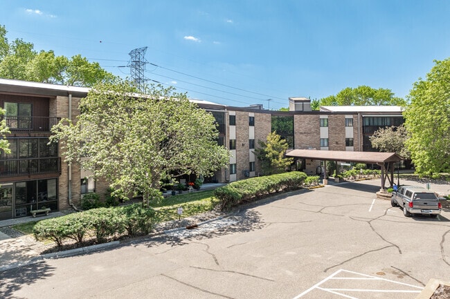 Building Photo - Parkview Terrace