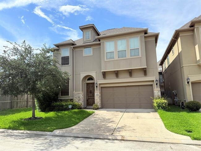 Building Photo - 13216 Green Hills Dr