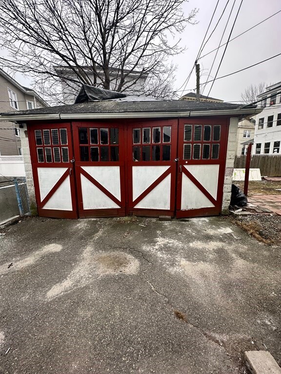 9 Pelham St Unit 1, Worcester, MA 01609 Room for Rent in Worcester