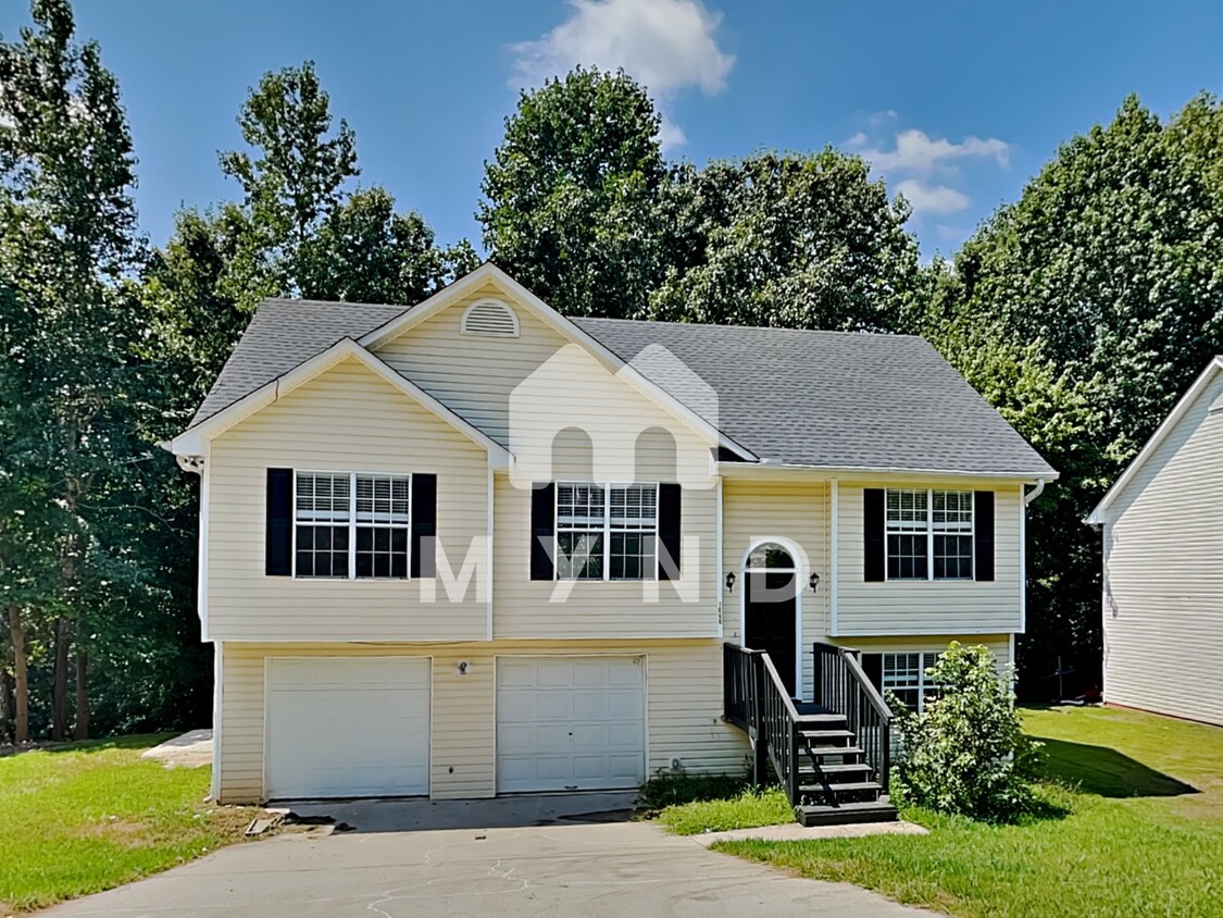 Primary Photo - 1066 Bridle Creek Dr
