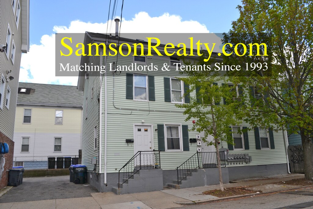 108 Ives St Unit 2R, Providence, RI 02906 Condo for Rent in