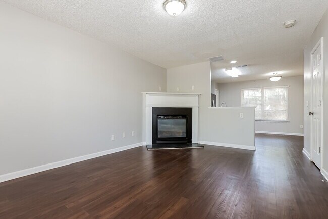 Foto del edificio - 269 Coral Cir