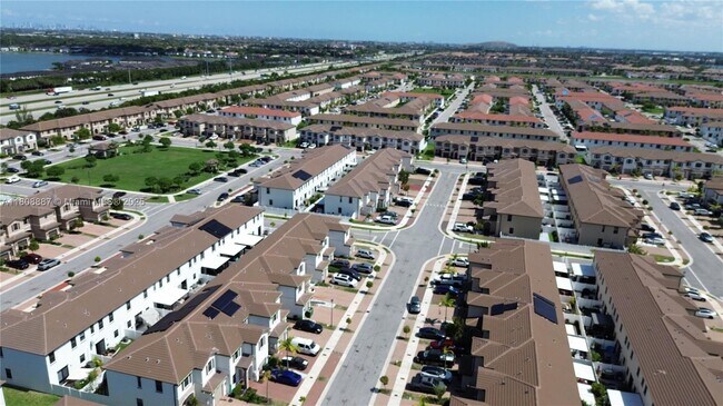 Foto del edificio - 11042 W 33rd Ln