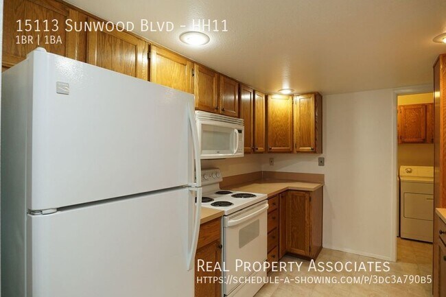Foto del edificio - 15113 Sunwood Blvd
