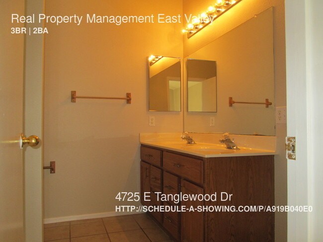 Foto del edificio - 4725 E Tanglewood Dr