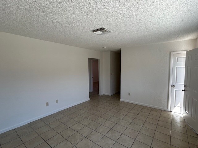 Building Photo - 73390 Catalina Way