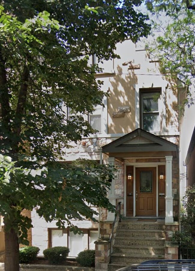 Building Photo - 2036 N Honore St