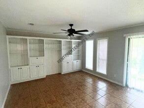 Building Photo - 508 Westfield Dr