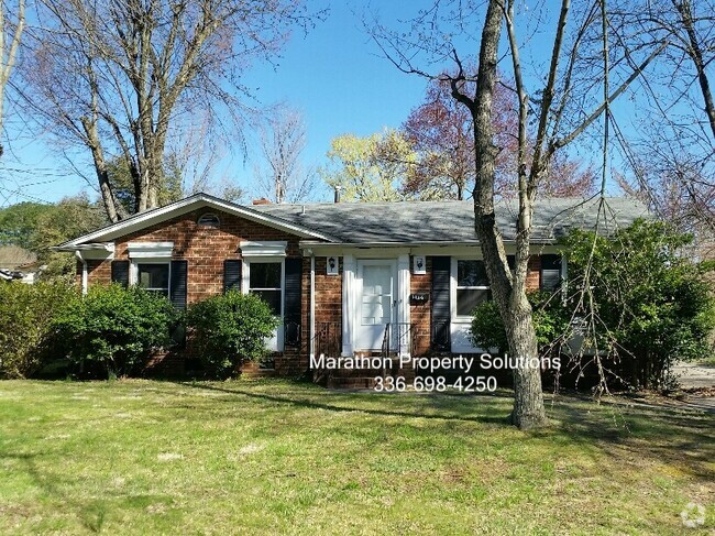 Building Photo - 802 W Meadowview Rd
