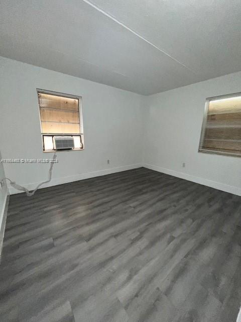 Foto del edificio - 1220 NW 3rd Ct