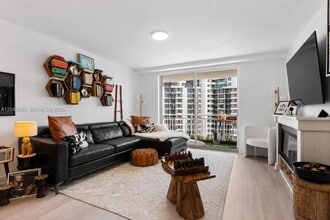 Building Photo - 770 Claughton Island Dr