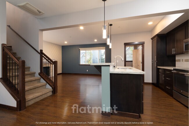 Building Photo - 14018 9th Pl W