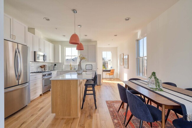 Foto del edificio - 520 NE 56th Ave