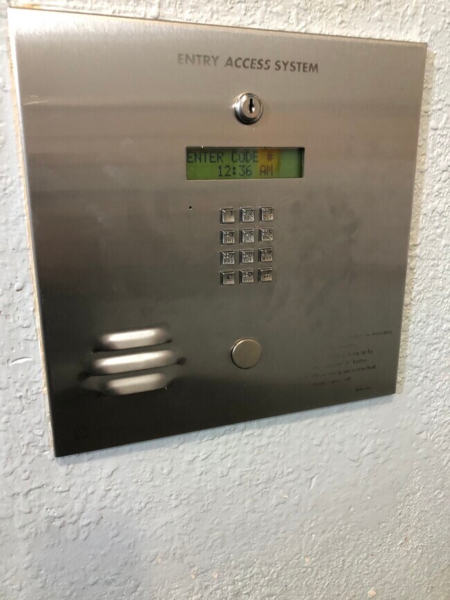 Foto del edificio - 1250 Golden Cir
