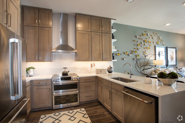 1BR, 1BA - 828 SF - The Grand at the Domain
