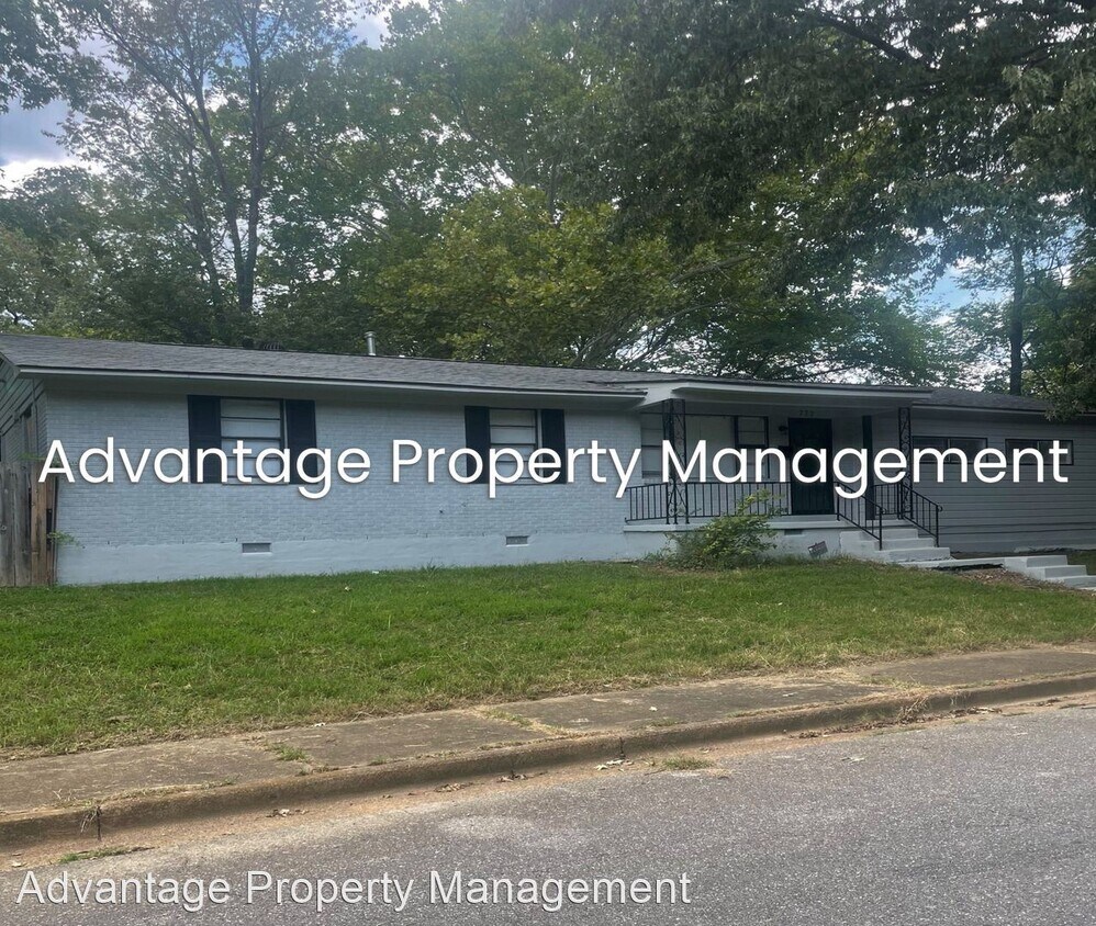 Primary Photo - 4 br, 3 bath House - 777 Patterson St.