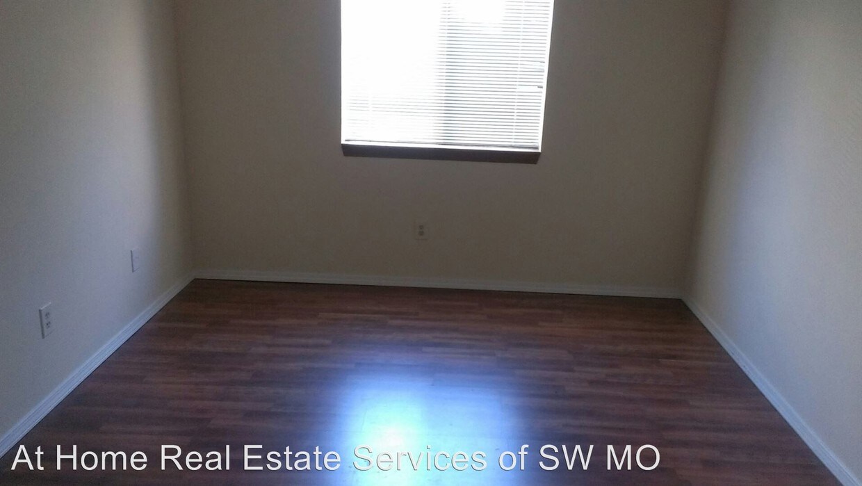 Foto del edificio - 510 W Scott St