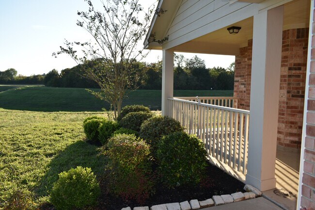 Foto del edificio - 3526 Lily Ranch Dr