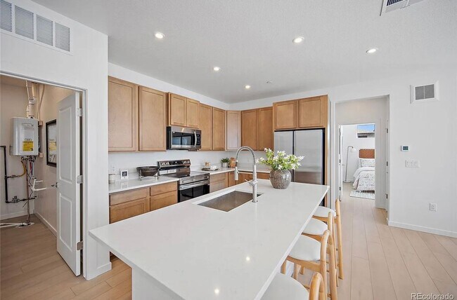 Foto del edificio - New Build! Brilliant 2 Bed 1 Bath Condo in New Lone Tree Community