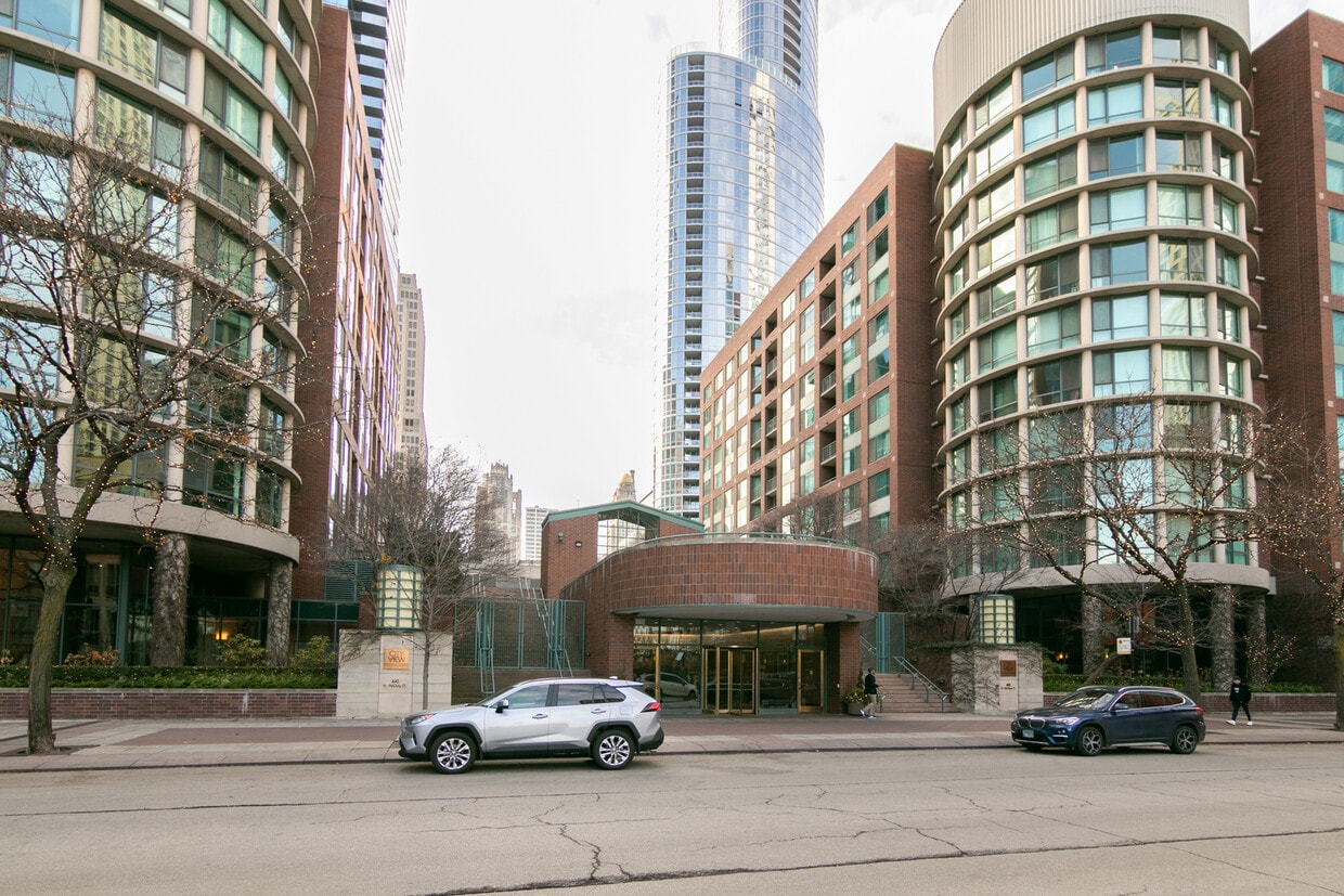 Primary Photo - 480 N McClurg Ct