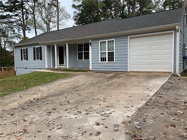 Building Photo - 2379 Selman Dr NW