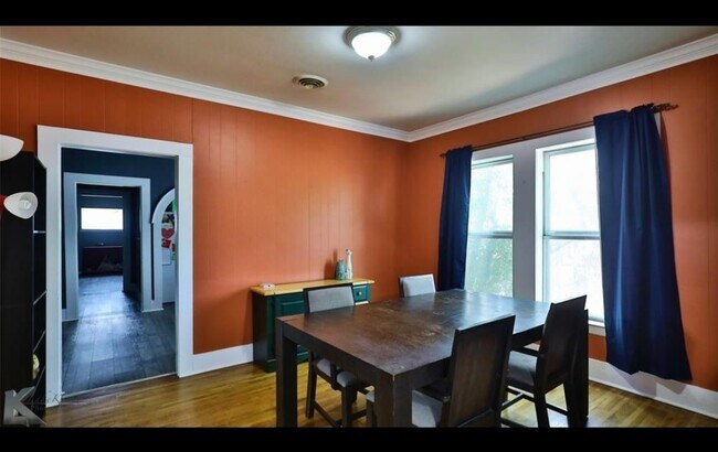 Foto del edificio - 2525 S 11th St