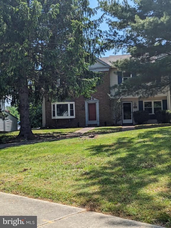 Primary Photo - 830 Woodcrest Dr