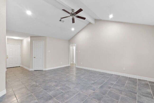 Building Photo - 8314 Poplar Ridge Ln