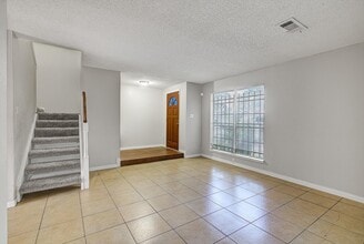 Building Photo - 5825 W Tidwell Rd