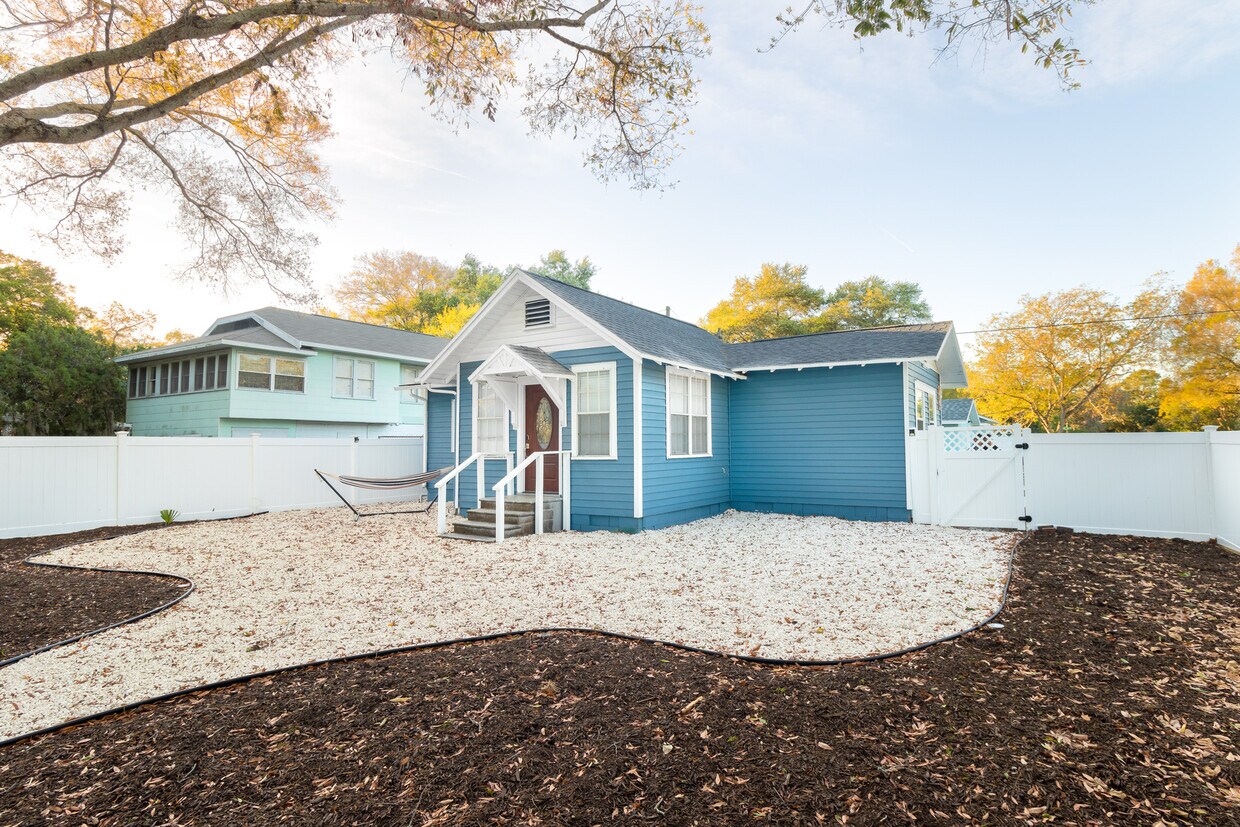 Foto principal - 419 41st St N