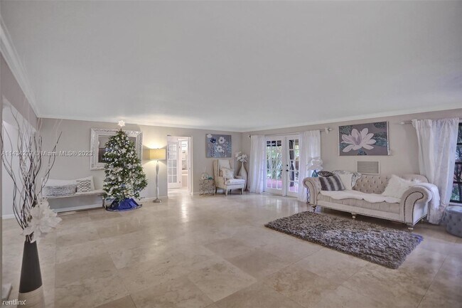 Foto del edificio - 4 br, 4 bath House - 941 Lincoln St