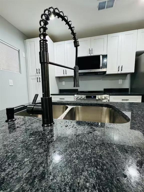 Building Photo - 521 Granade Dr