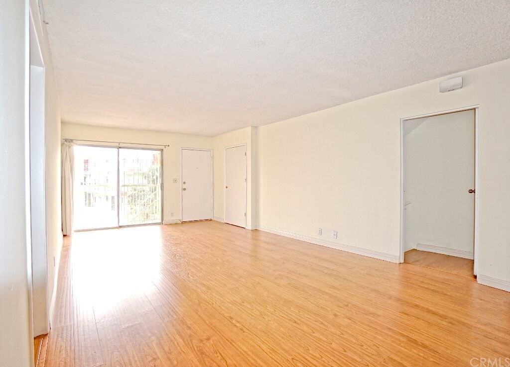 933 New Depot St Unit #6, Los Angeles, CA 90012 - Apartment for Rent in