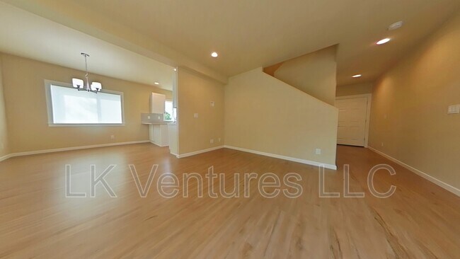 Foto del edificio - 1803 Windermere Dr NE