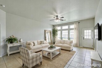 Building Photo - 9935 Knob Hollow Way