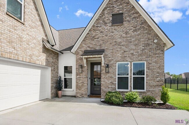 Foto del edificio - 39262 Bridge Path Ln