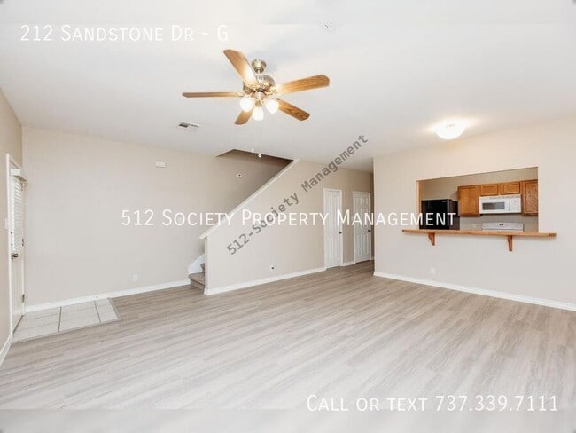 Building Photo - 212 Sandstone Dr