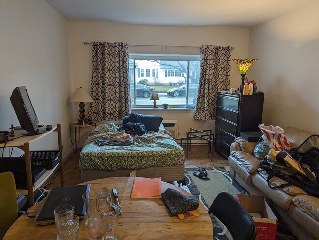 Foto del edificio - 537 Highland Ave