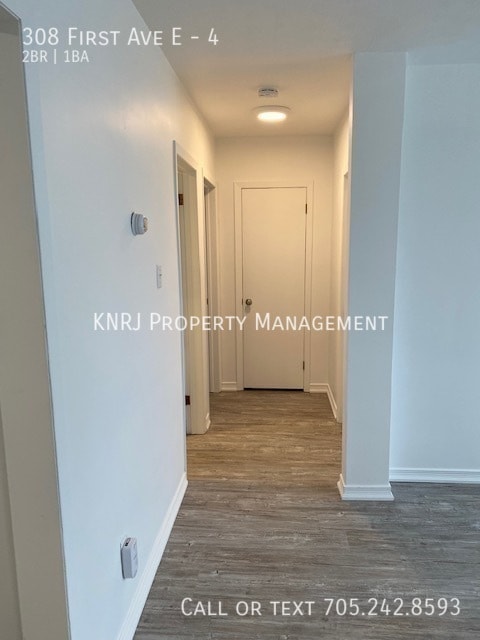 Building Photo - Two Bedroom Apartment Secure Building