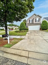 Building Photo - 416 Commons Dr