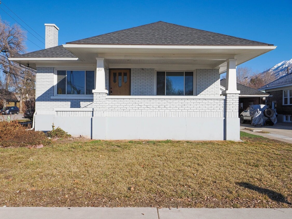 Primary Photo - Beautiful Home located in the heart of Provo