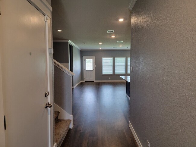 Foto del edificio - Brookstone Creek Beauty – 4 Bedrooms, 3 Bathrooms, and Smart Features Throughout