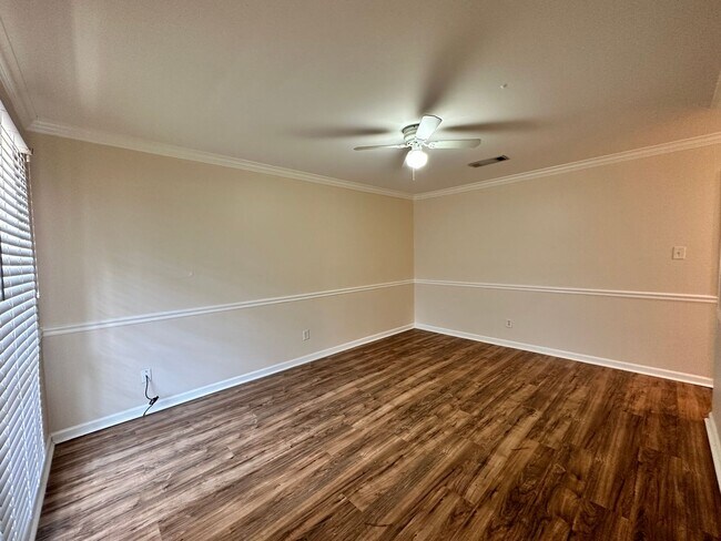 Building Photo - Updated and AFFORDABLE SHREVEPORT HOME